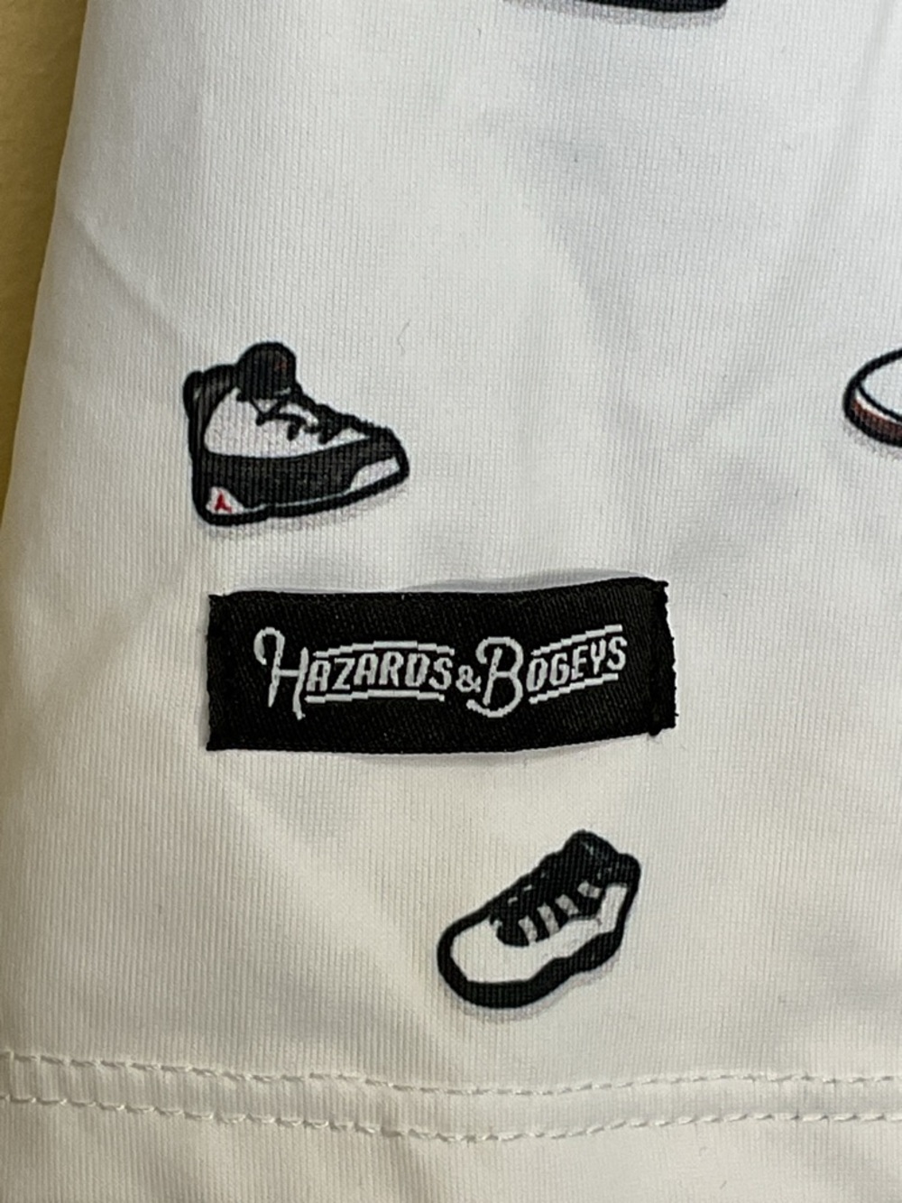 Men's Hazards & Bogeys White Polo Golf Shirt with Sneaker Print Size XL - Picture 4 of 4